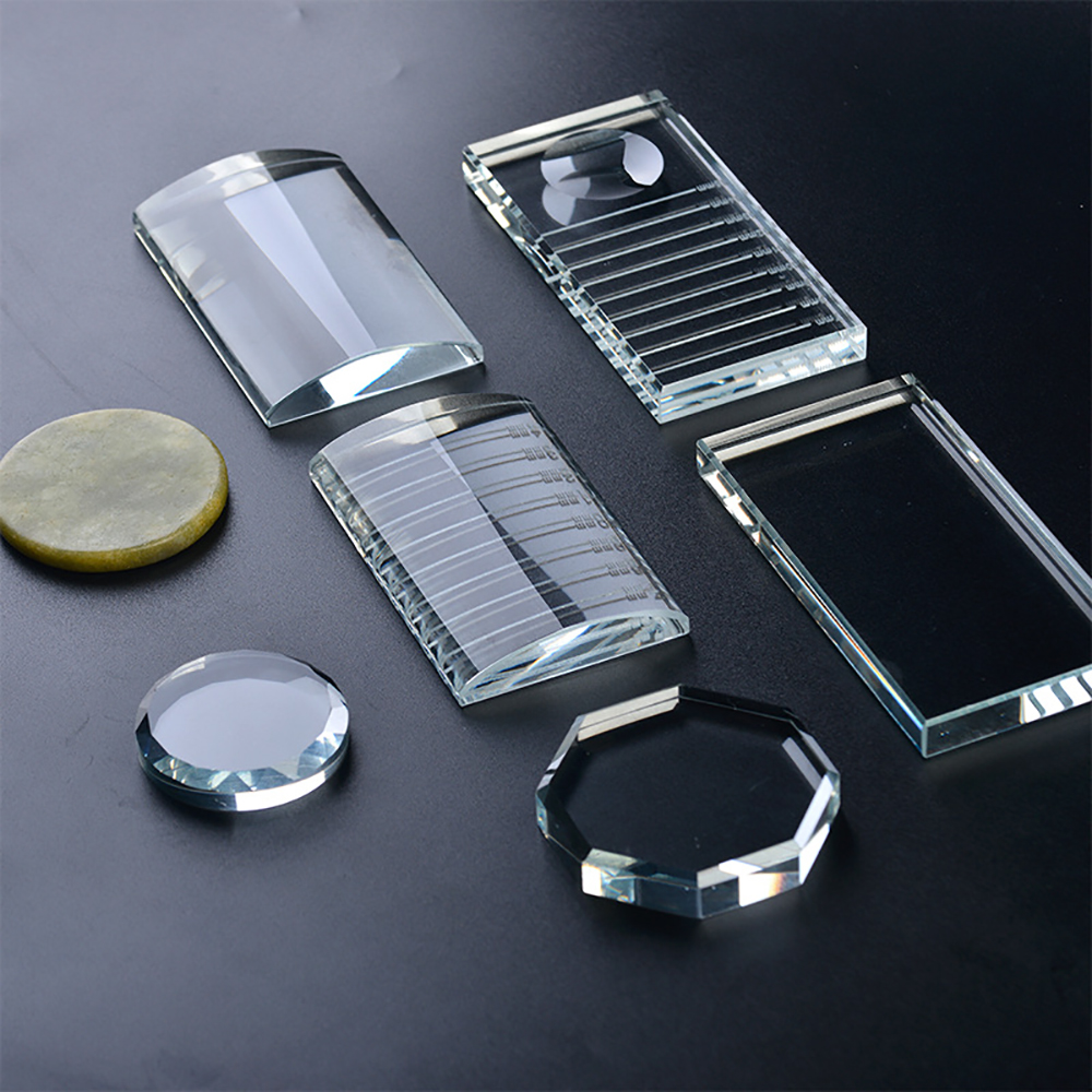 Eyelash Extension Pallet Cryst - مراجعة Lash Tray Organizer وسعره